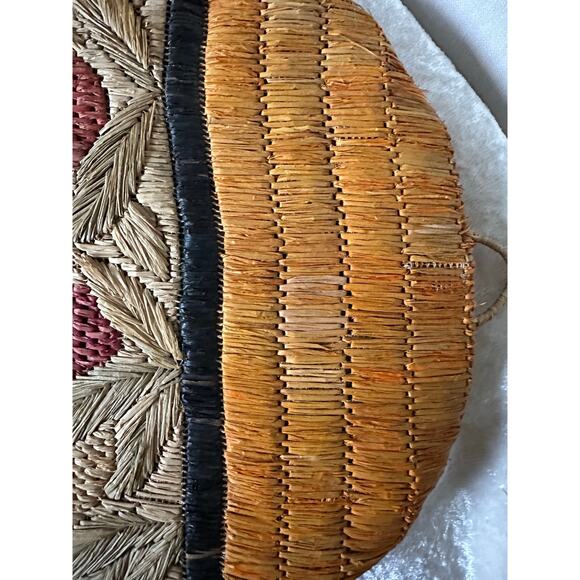 Raffia/Straw Tea Cozy raffia straw cottage Primitive Lined berry 10x8” - Picture 12 of 16